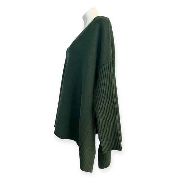 FREE PEOPLE Orion Tunic Oversized Sweater Black Forest Green NEW - Picture 5 of 11